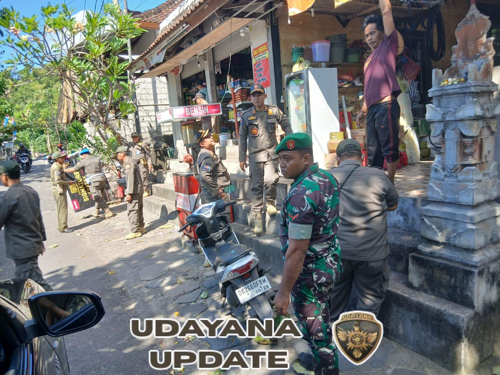 Wujudkan Ketertiban Umum, Kodim Karangasem dan Tim Gabungan Gelar Penertiban Reklame