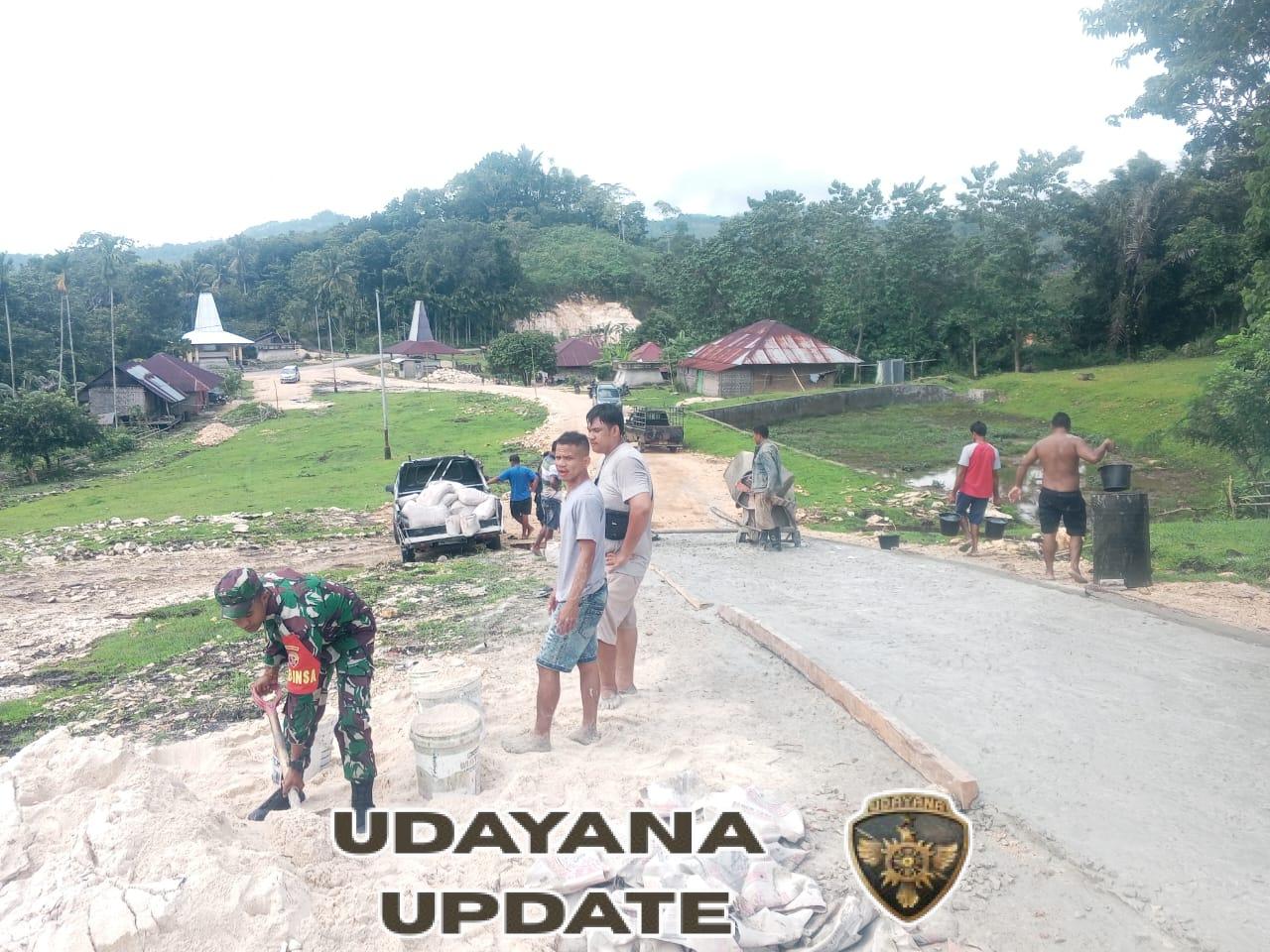 Babinsa Koramil 01/Laratama Kodim 1629/SBD Giatkan Komsos untuk Mempererat Hubungan dengan Masyarakat