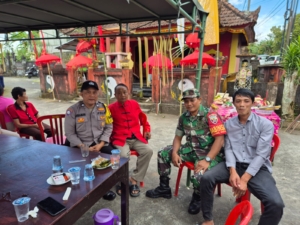 Persembahyangan Se Jit umat Buddha di Konco Kuan Kong, Babinsa Pastikan Berjalan Aman dan Lancar