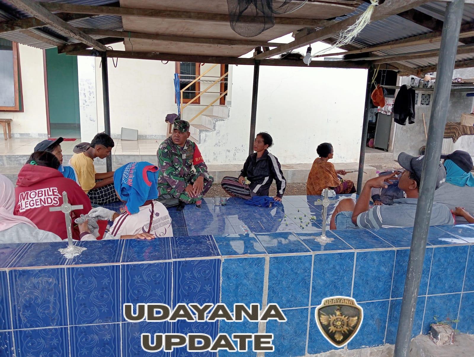 Serma Paulus Umbu Pati Laksanakan Monitoring dan Himbauan Cuaca di Wilayah Binaan