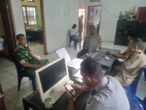 Komsos dan Pamwil Babinsa Kodim 1602/Ende Berjalan Lancar di Kelurahan Paupire