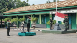 Kodim 1624/Flotim Gelar Upacara Pengibaran Bendera Merah Putih dengan Khidmat
