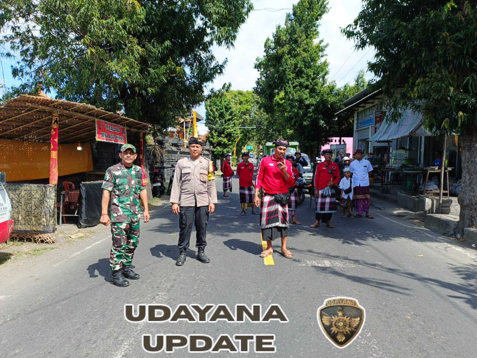 Pengamanan Upacara Usaba Dasa, Babinsa Pertima dan Tim Gabungan Jaga Kelancaran Ibadah