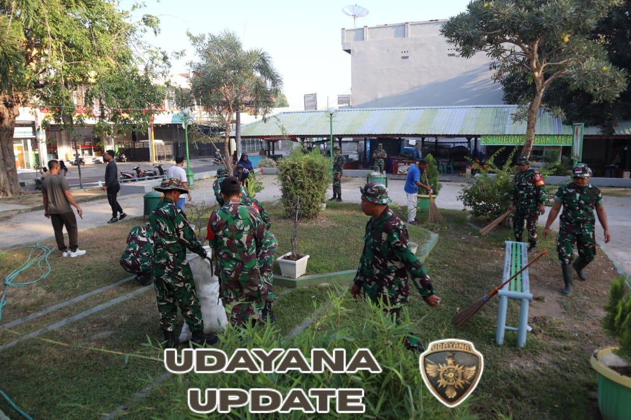 Sinergi untuk Negeri: Kodim 1607/Sumbawa dan Masyarakat Bersihkan Taman Sambut 17 Agustus