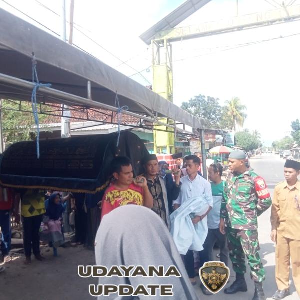 Kemanunggalan TNI dan Rakyat Terwujud dalam Takziah Babinsa kepada Tokoh Agama yang Dihormati