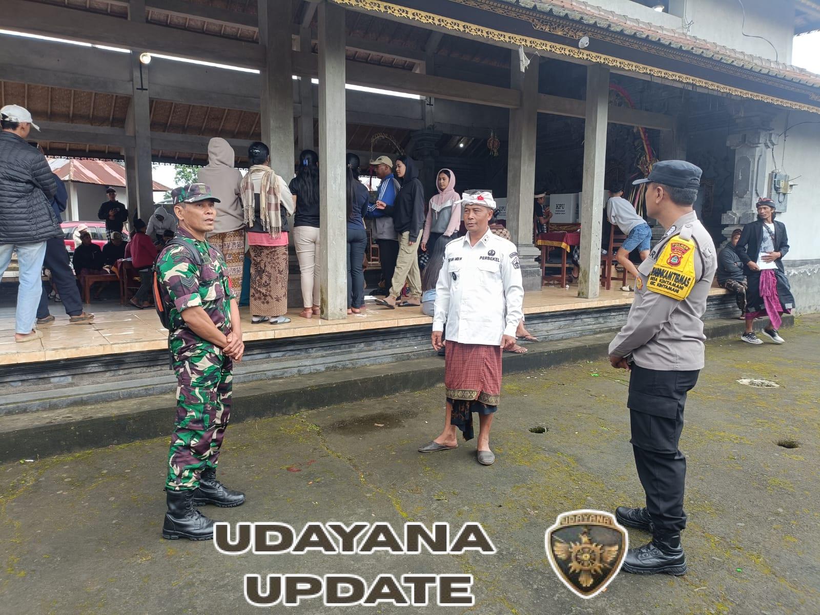 Babinsa dan Bhabinkamtibmas Melaksanakan Pengamanan dan Pemantauan Kegiatan Pemilihan Kepala Dusun