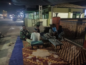 Koramil Taliwang Gelar Patroli Malam, Piket Pastikan Situasi Kondusif