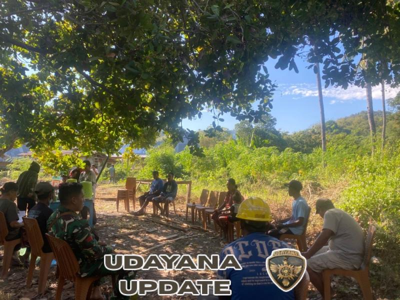 Wujudkan Kamtibmas, Babinsa Lakukan Patroli dan Komsos di Kecamatan Kota Baru