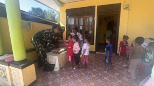 Kunjungi Paud Motamasin, Pos Haslot Berikan Bubur Kacang Hijau Secara Gratis