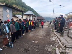 Sinergi Kodim Kodim 1626/Bangli dan Instansi Terkait Atasi Dampak Semburan Belerang di Danau Batur