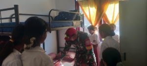 Sekolah Rakyat Naibonat Terima Pembinaan Disiplin dari Babinsa