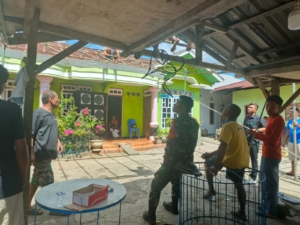 Babinsa Koramil 1602-02/Wolowaru Bangun Kerja Sama dengan Warga Melalui Komsos dan Pamwil