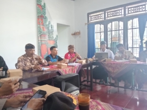 Babinsa Peringsari Ikuti Rapat Musrenbangdes 2025 untuk Masyarakat