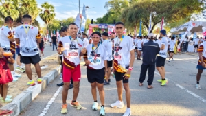 Juara Dua Wini Border Run Diraih Ibu Persit