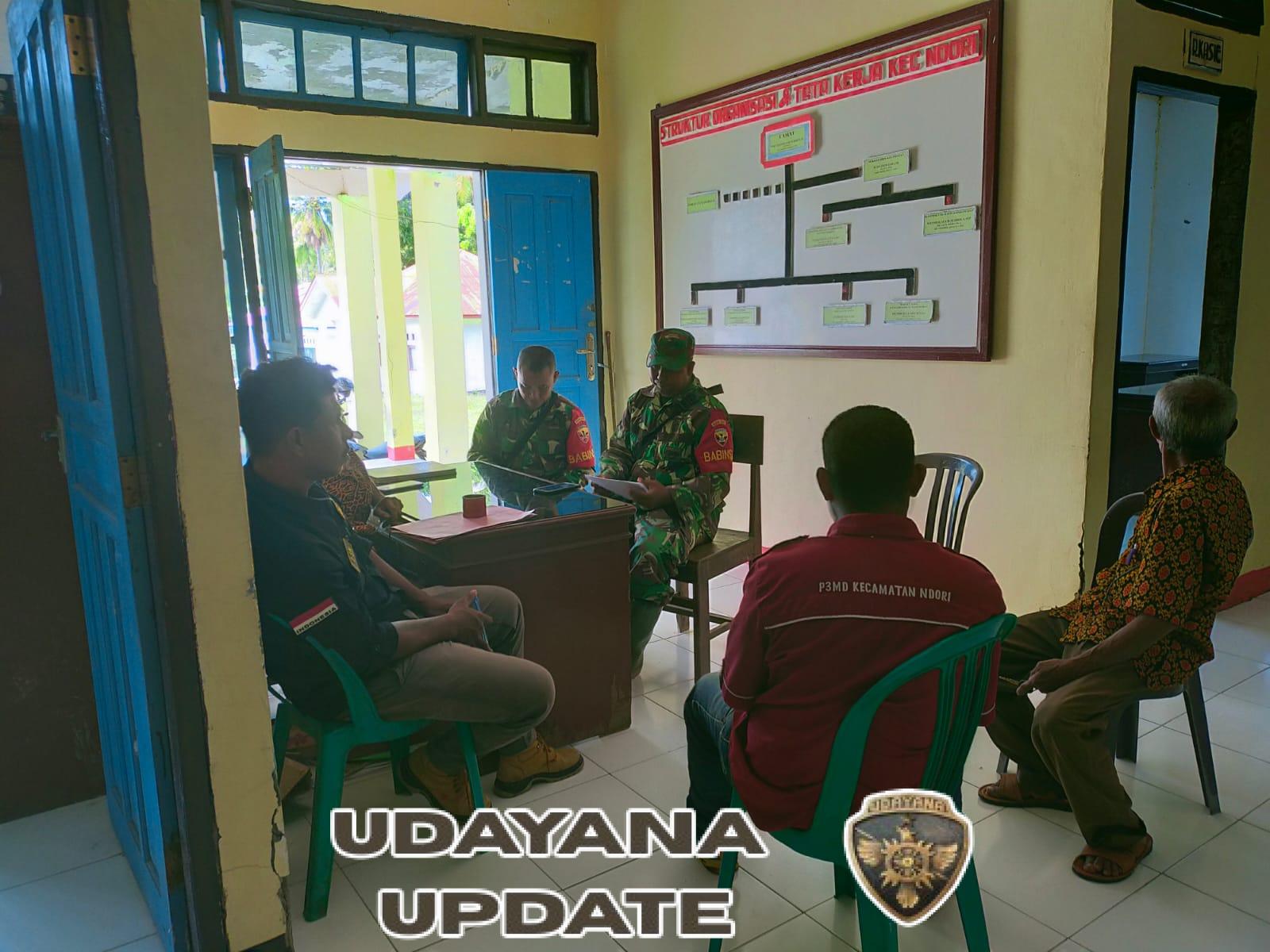 Babinsa Wolowaru Gelar Komsos, Pamwil, dan Puldata Ter untuk Keamanan Desa Koanara