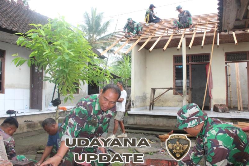 TMMD 125: Dansatgas Sentuh Sisi Kemanusiaan Lewat Perbaikan Rumah Pak Made Kerta