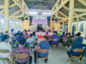 Dukung Program Kerja Desa, Babinsa Batununggul Aktif Hadiri Musdes