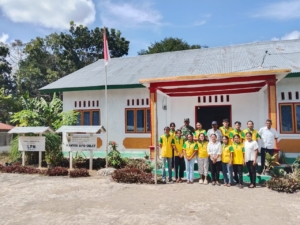 Babinsa Koramil 1621-02/Amanuban Tengah Dampingi KKN Undana: Meningkatkan Kualitas Hidup Masyarakat Desa Oelet