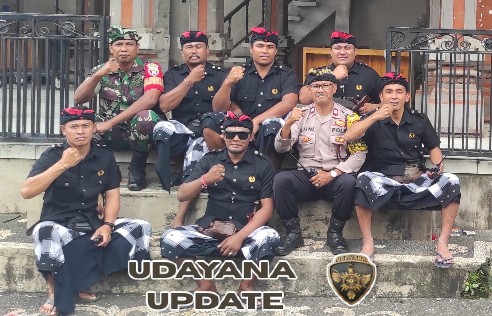 Babinsa Pupuan Hadirkan Rasa Aman dalam Prosesi Penobatan Sulinggih Semeton Pande