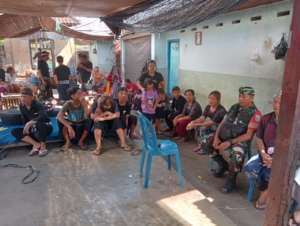 Babinsa Desa Julah Lakukan Mebraye, Pastikan Keamanan dan Ketertiban