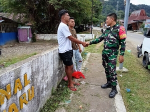 TNI Hadir di Tengah Masyarakat: Babinsa Wolowaru Gelar Pamwil di Desa Binaan