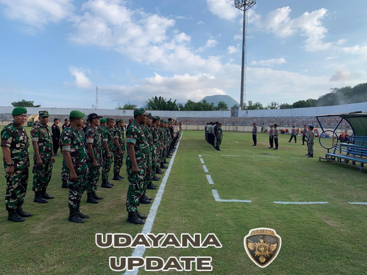 Sinergi TNI-Polri: Kodim 1602/Ende Turun Langsung Amankan Turnamen Sepak Bola Bupati Ende