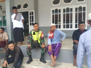 Babinsa Koramil Wolowaru Laksanakan Komsos dan Pamwil di Kelurahan Bokasape