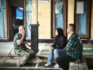 Dandim 1616/Gianyar Besuk Anggota Sakit, Tunjukkan Kepemimpinan Humanis dan Penuh Empati