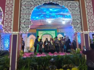 Danramil 1628-04/Poto Tano Hadiri Penutupan STQ ke-IX Kecamatan Poto Tano