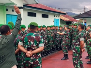 Mayjen TNI Piek Budyakto Monitoring Kodim 1602/Ende, Ingatkan Anggota Soal Bahaya Judi Online