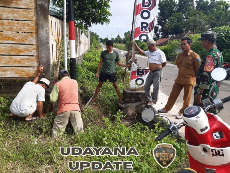 Dorongan Semangat Kebersamaan oleh Babinsa Koramil Kempo Lewat Aksi Nyata di Masyarakat