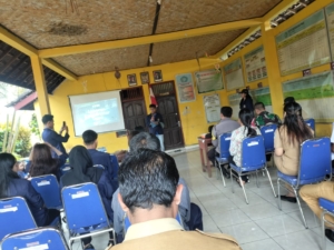 Pembukaan KKN Unud ke-XXXI, Babinsa Batumadeg Soroti Inovasi dan Semangat Pengabdian Mahasiswa