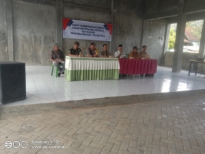 Babinsa dan Danpos Koramil Ropang Ikuti Rapat Persiapan HUT RI ke-80 di Orong Telu