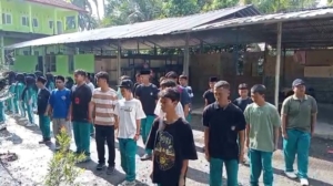 Babinsa Bimbing Siswa Baru: MPLS Jadi Waktu Tepat untuk Pembentukan Karakter