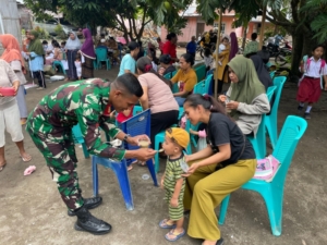 Koramil 01/Ende Turun Langsung Dukung Posyandu dan Cegah Stunting di Ndorurea 1