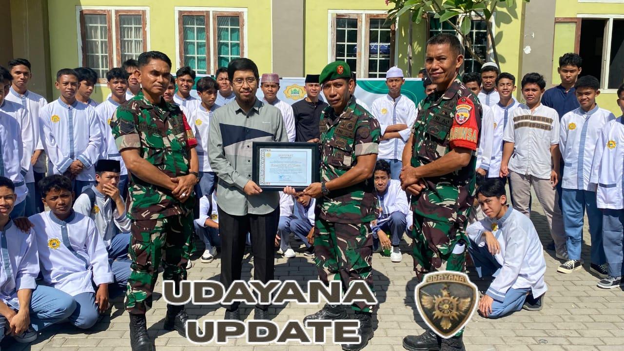 Koramil 1614-01 Dompu Tanamkan Wasbang dan Disiplin Pelajar Lewat PBB