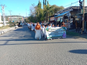 Danramil 01/Rasanae Baru Jabat Langsung Gabung dalam Pawai Ta’aruf MTQ