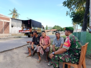 Babinsa Malaju Intensifkan Komsos untuk Jaga Kedekatan dengan Warga