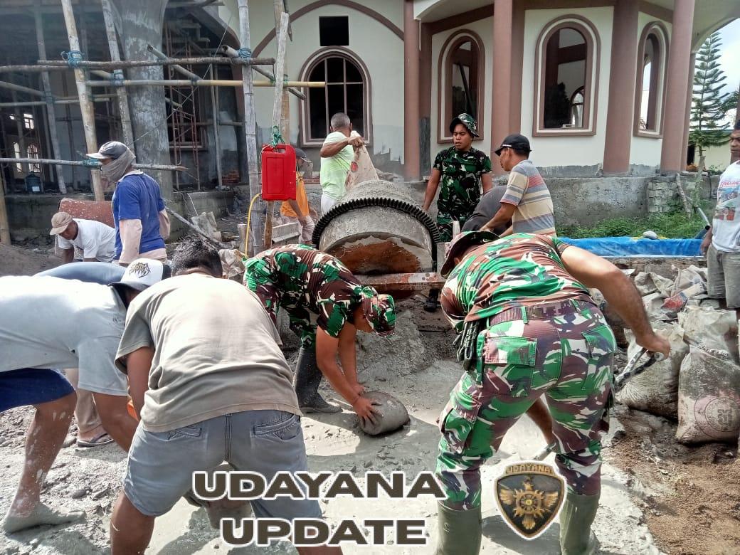 Semangat Gotong Royong, TNI dan Umat Katolik Bersihkan Paroki St. Stefanus