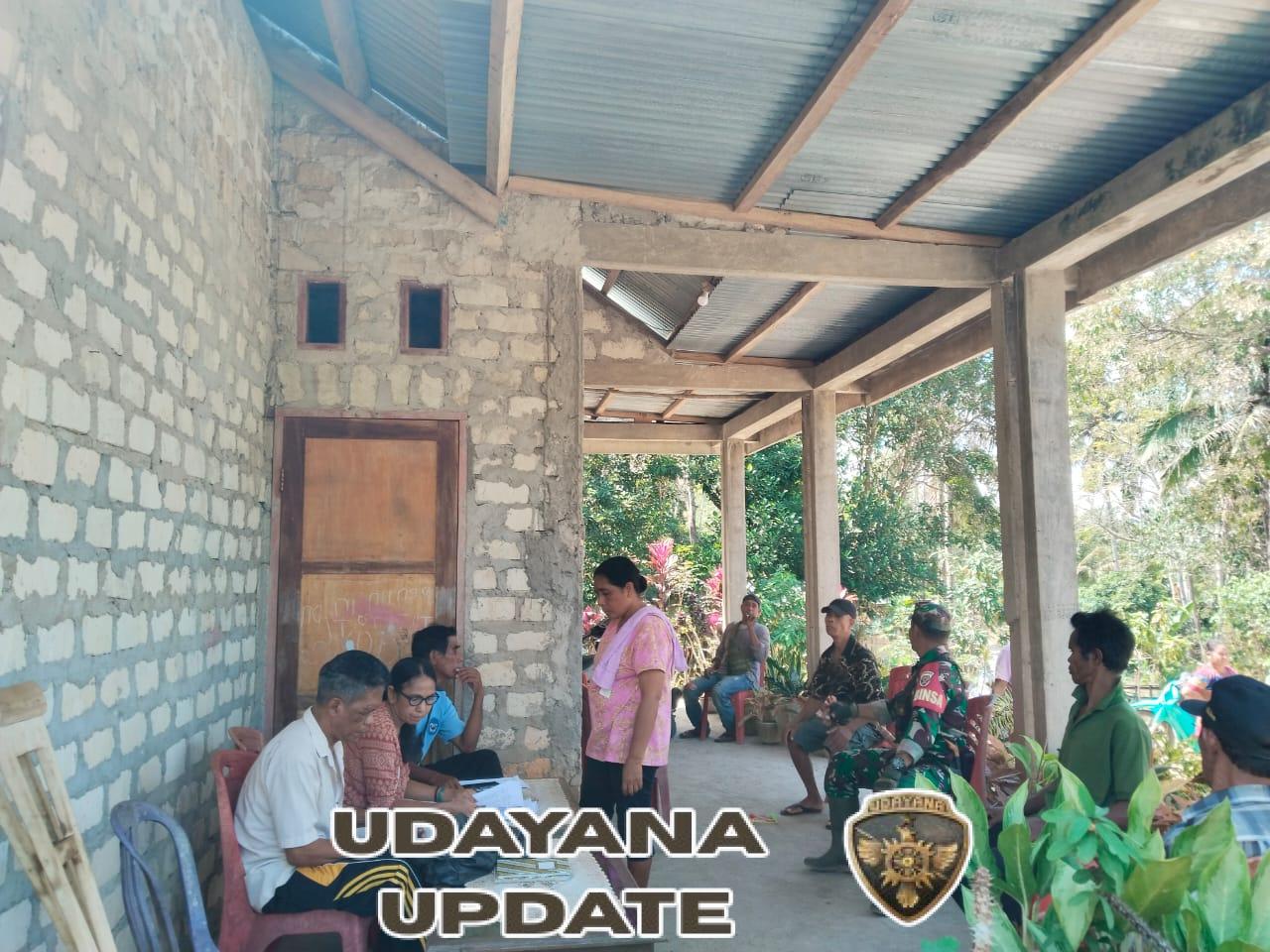 Melalui Komsos, Babinsa Serka Herman Roby Pererat Hubungan TNI dan Warga di Sumba Barat Daya