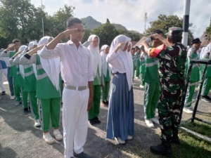Danpos Ramil Belo Bekali Siswa Baru SMA N 1 Belo dengan Wawasan Kebangsaan