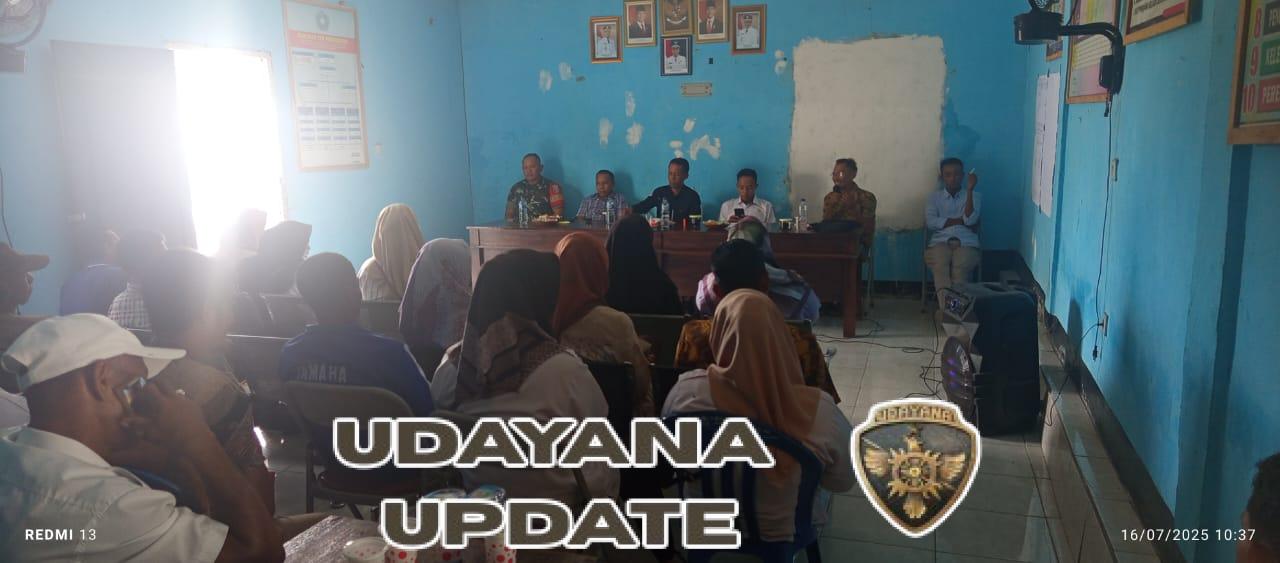 Babinsa Rababaka Hadiri Musyawarah Pembentukan Panitia HUT Desa.