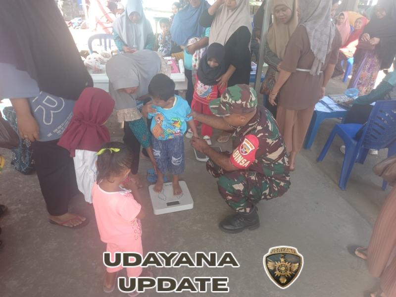 Babinsa Koramil 1602-01/Ende Terlibat Aktif dalam Pelayanan Posyandu Kelurahan Kotaratu