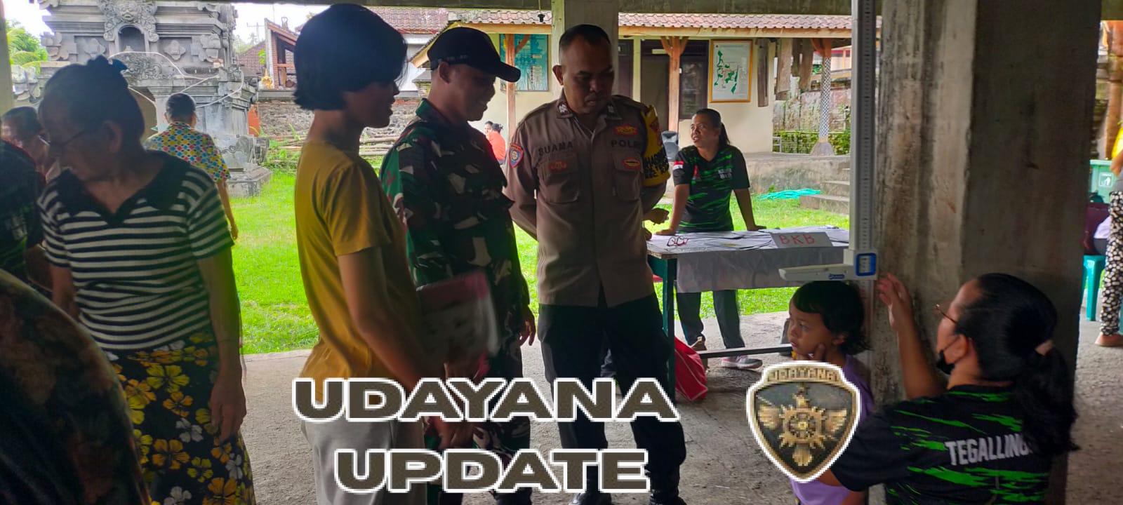 Babinsa Desa Tegalinggah Dampingi Posyandu Balita dan Lansia untuk Kesehatan Masyarakat