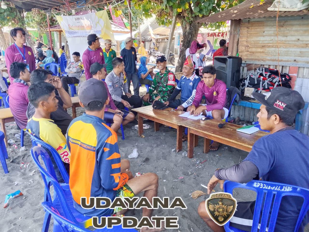 Babinsa dan Aparat Gabungan Amankan Lomba Lari Sampan di Pagelaran Adat Sandeka Dilao’, Desa Labuhan Lalar