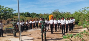 Babinsa Latih PBB Kepada Siswa SMA, Tanamkan Disiplin