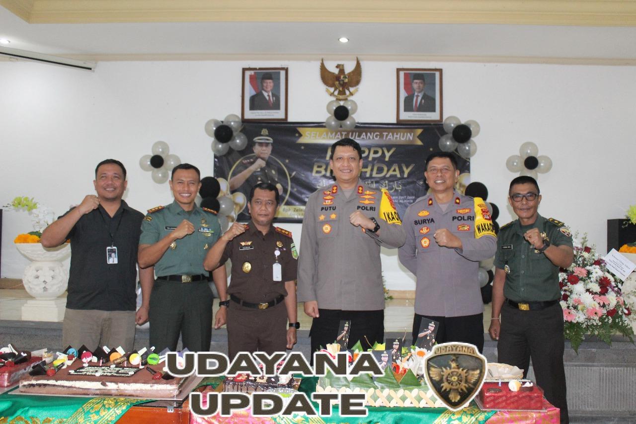 Dandim 1619/Tabanan Beri Ucapan Selamat Ulang Tahun ke Kepala Kejaksaan Negeri Tabanan