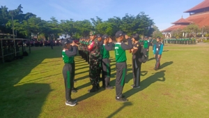 Dandim Klungkung Terjunkan Personel Tingkatkan Disiplin Generasi Muda