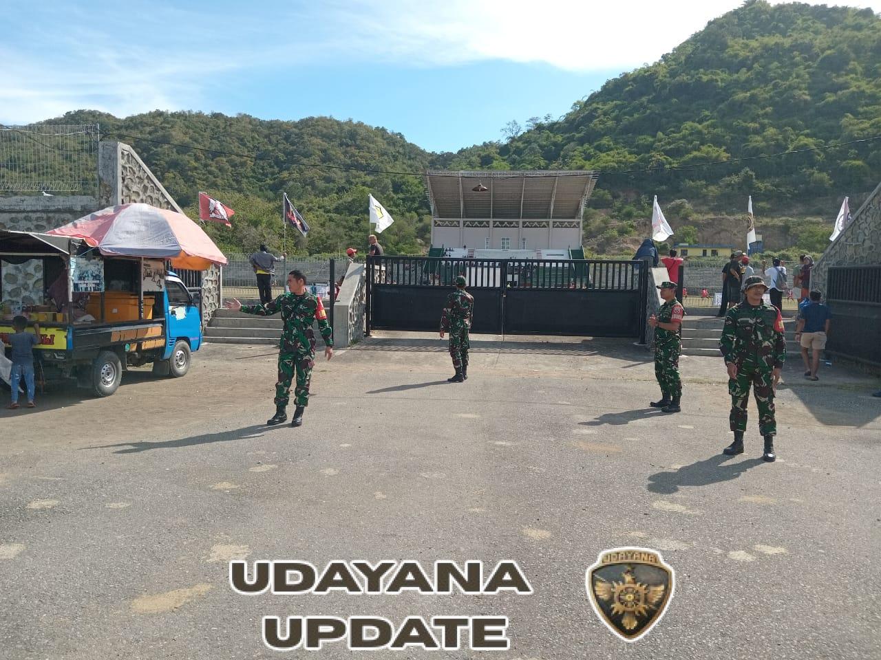 Kodim 1628/Sumbawa Barat Laksanakan PAM Pertandingan Sepak Bola di GOR Lalu Mangaparang