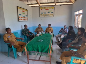 Babinsa Koramil 01/Lewa Hadiri Evaluasi Dana ADD Desa Mandas